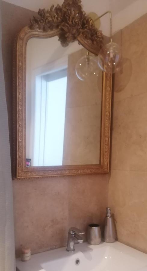 Coeur De Paris Montorgueil - Heart Of Paris - Charming Super Central Apartment For Your Ideal Parisian Days المظهر الخارجي الصورة